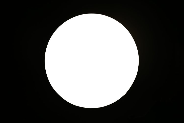 Sensation 200W WWCWW Led Profile Light with Manual Zoom22 scaled 1