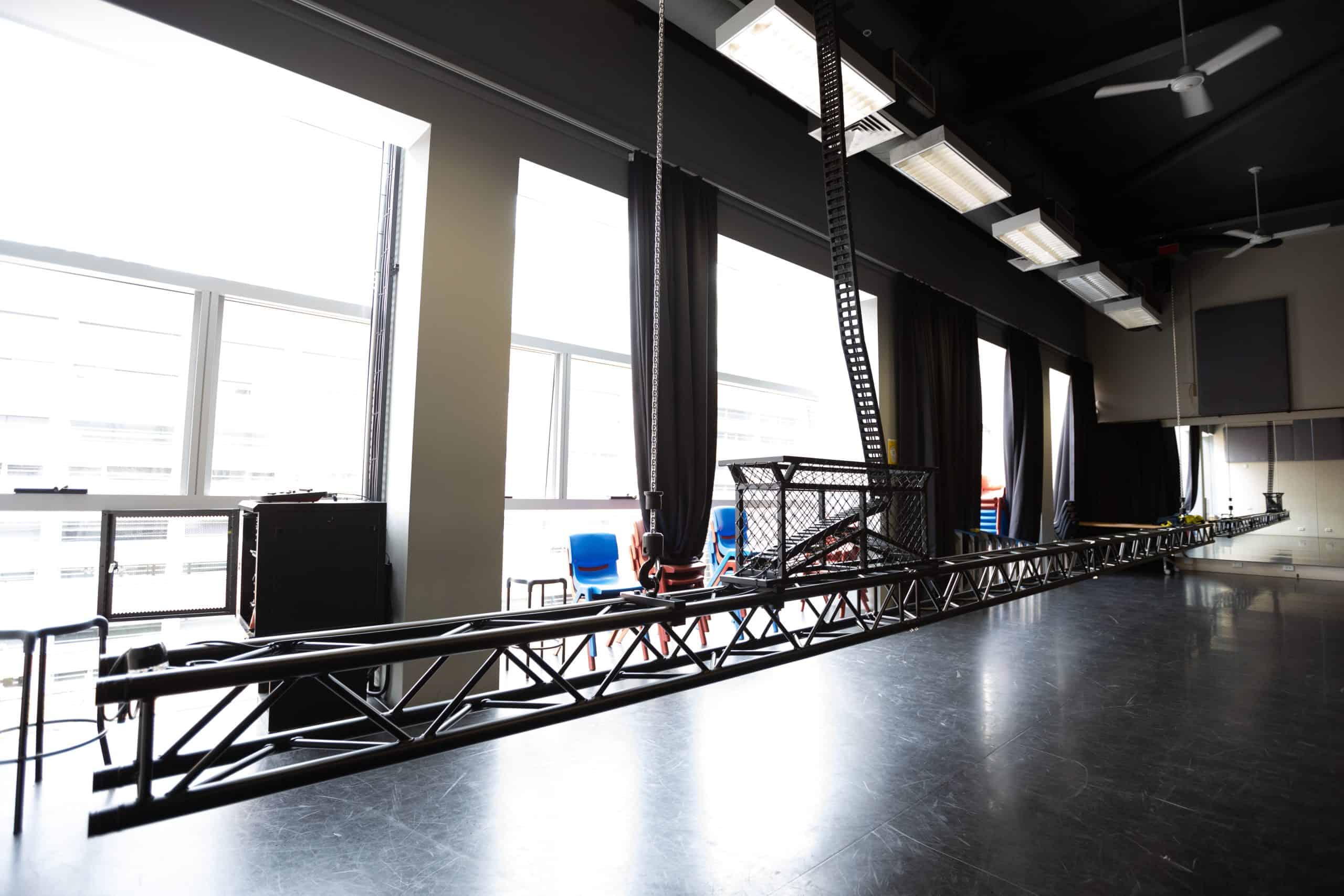 motorized lighting truss UNSW 1