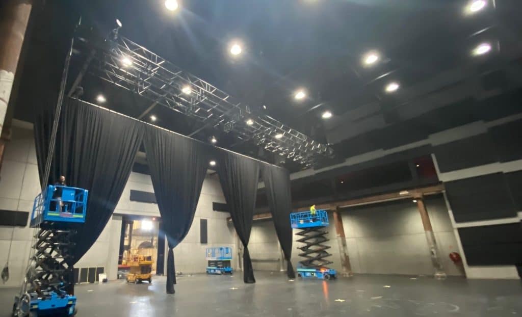 Carriageworks lighting truss