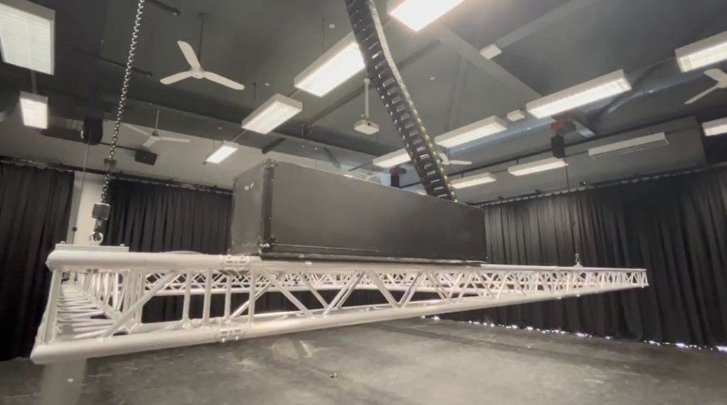UNSW Webster 335: Revolutionizing Education with Motorized Lighting Truss UNSW Webster 335 Motorized Truss 2